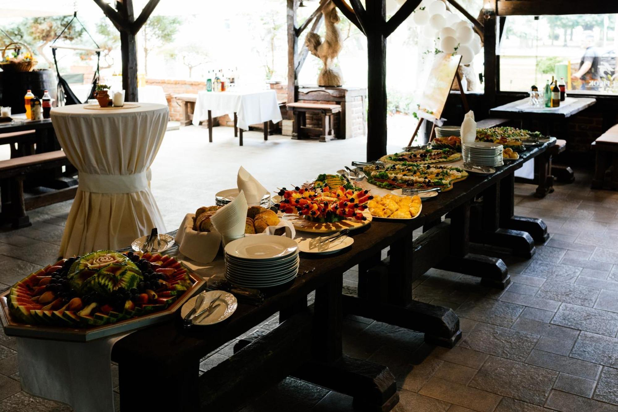 Ðurđevac Hotel Picok מראה חיצוני תמונה