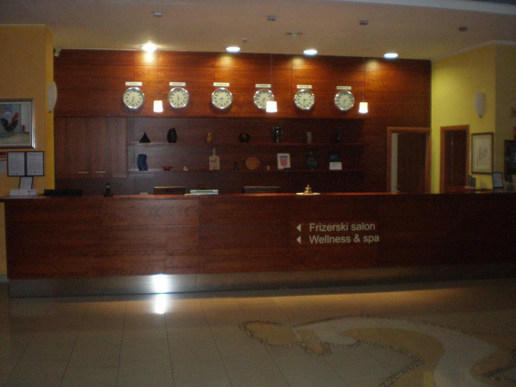 Ðurđevac Hotel Picok מראה חיצוני תמונה